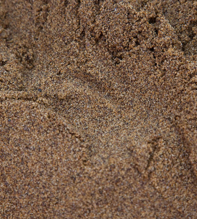 Rendering sand (Leighton buzzard)